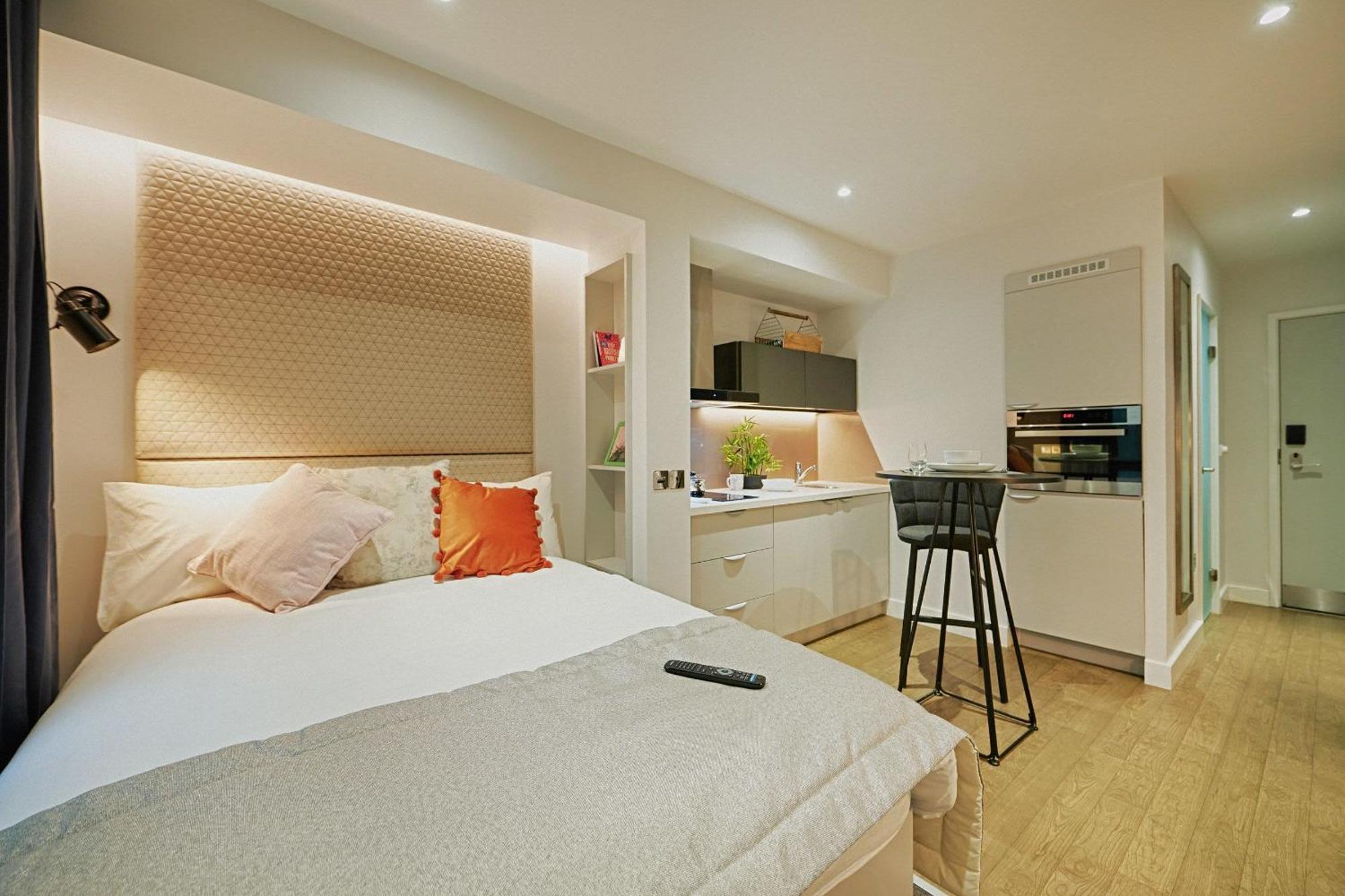 Fully Equipped Modern Studios In Glasgow West End For Students Only Eksteriør billede